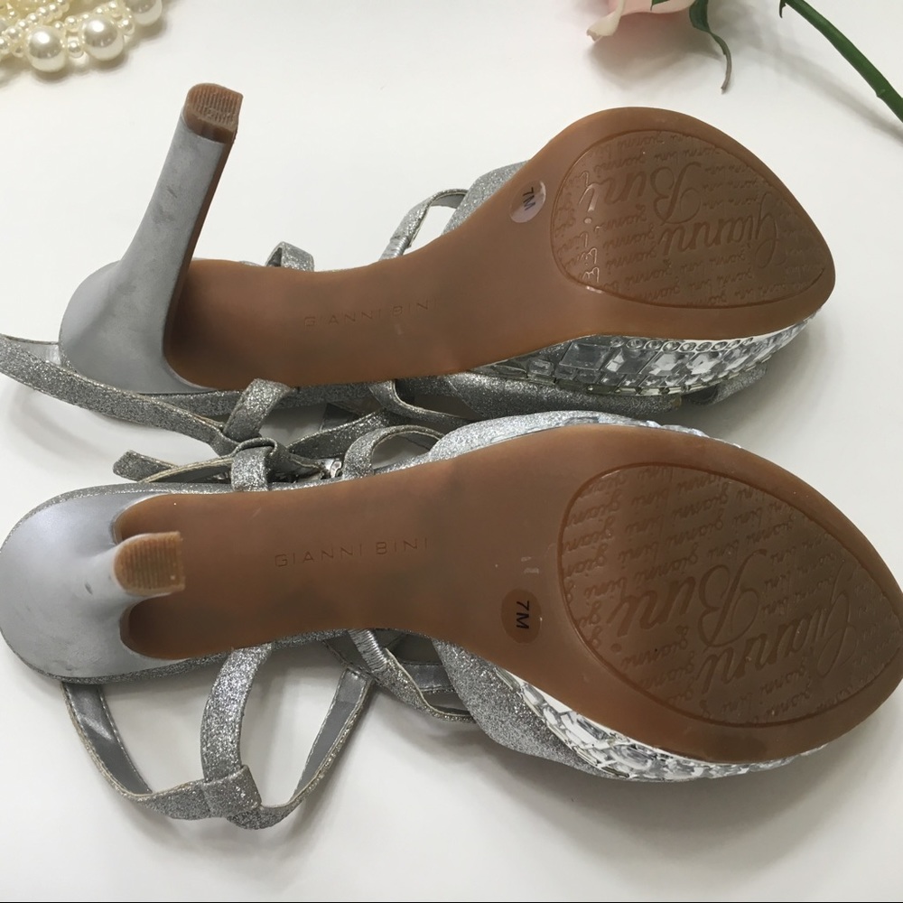 Gianni Bini Silver Glitter and Jeweled Heels, sz 7 - Picture 7 of 8